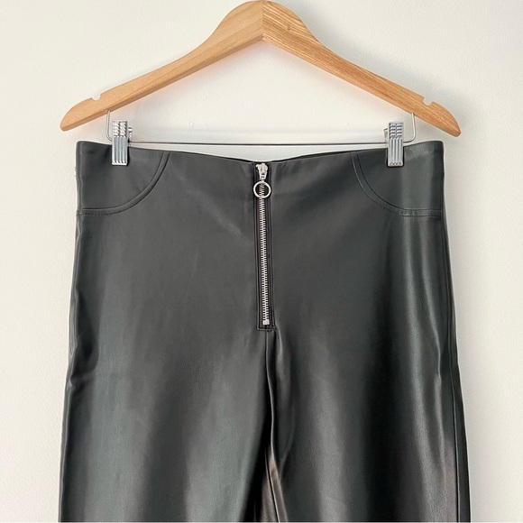 Zara Black Faux Leather Leggings With Front Zipper Size L - Picture 4 of 15